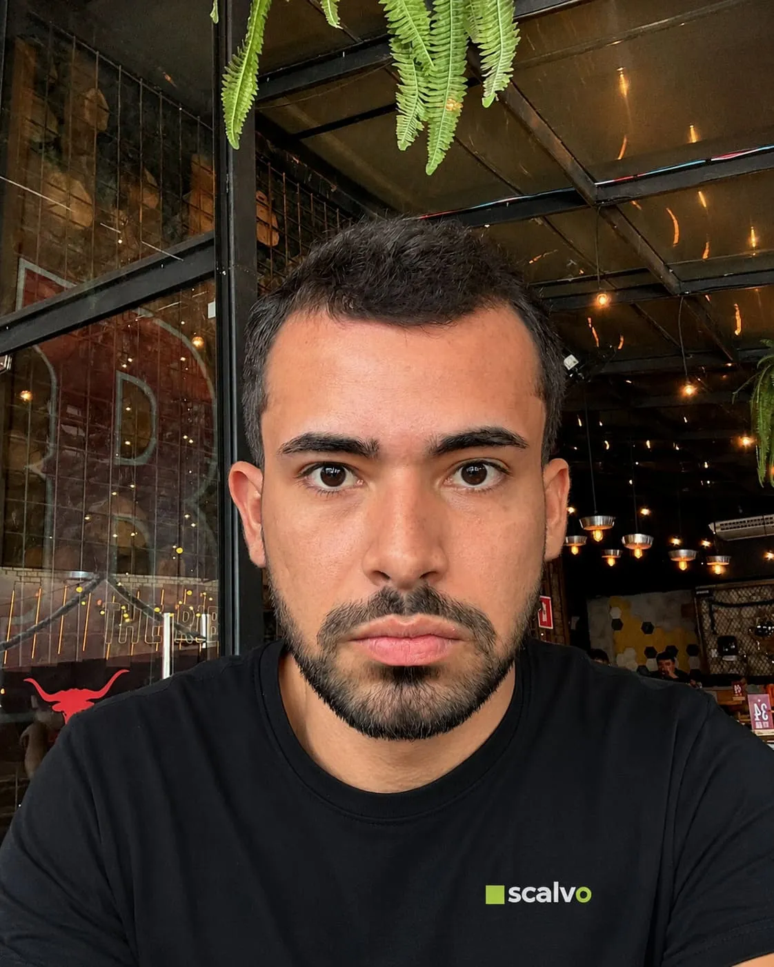 Gustavo